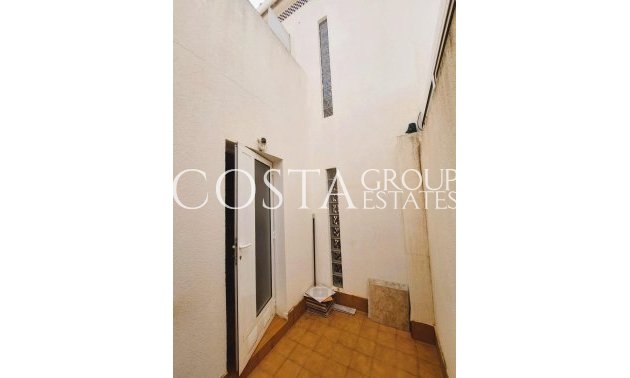 Resale - House -
Orihuela - Los Altos