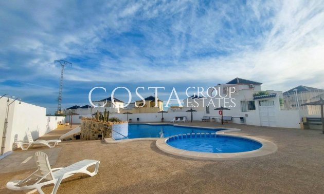 Resale - House -
Orihuela - Los Altos