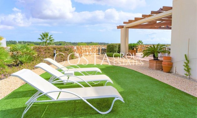 Resale - Villa -
Orihuela - Las Colinas Golf
