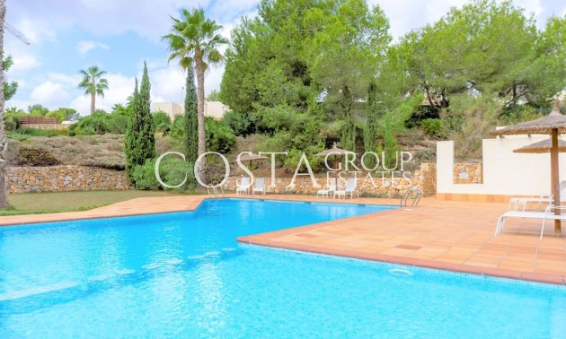Resale - Villa -
Orihuela - Las Colinas Golf