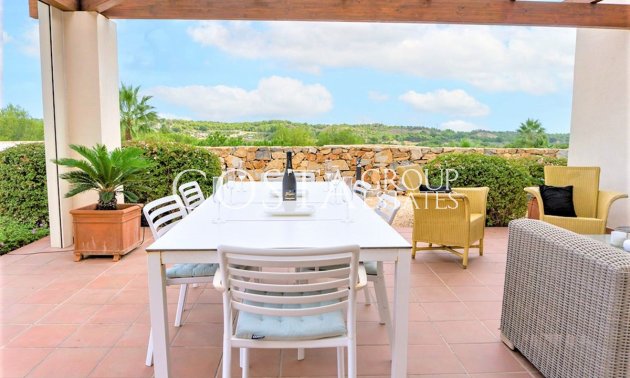 Resale - Villa -
Orihuela - Las Colinas Golf