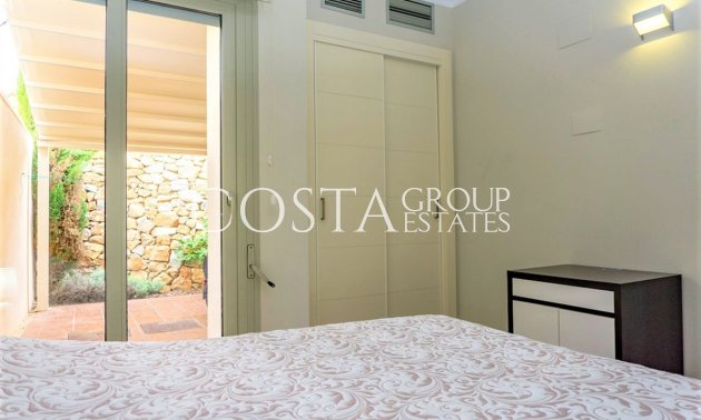 Resale - Villa -
Orihuela - Las Colinas Golf