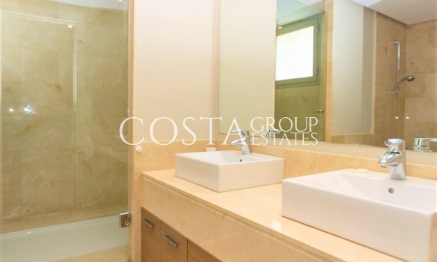 Resale - Villa -
Orihuela - Las Colinas Golf