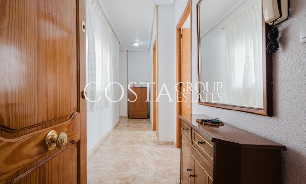 Resale - Apartments -
Torrevieja - Torrevieja Centro