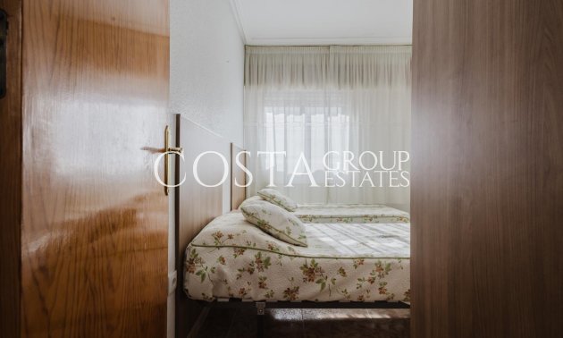 Resale - Apartments -
Torrevieja - Torrevieja Centro