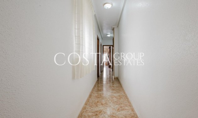 Resale - Apartments -
Torrevieja - Torrevieja Centro