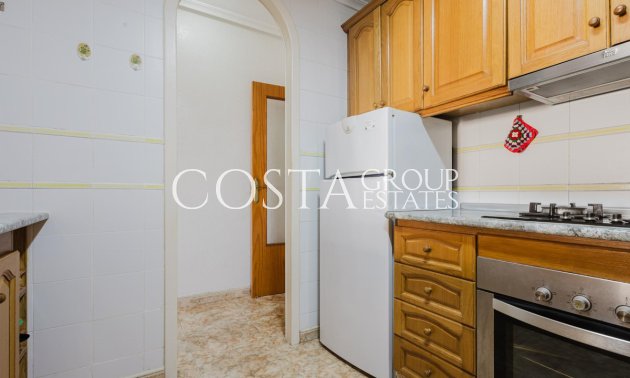 Resale - Apartments -
Torrevieja - Torrevieja Centro