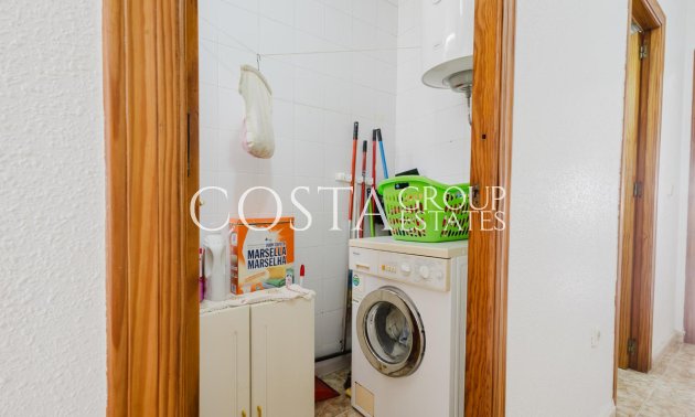 Resale - Apartments -
Torrevieja - Torrevieja Centro