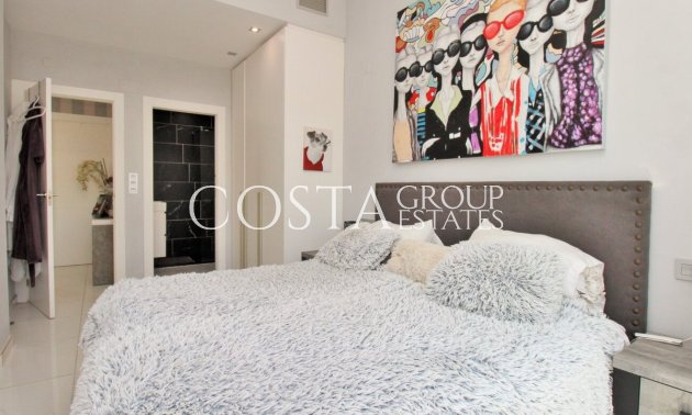 Resale - Villa -
Orihuela - Villamartin