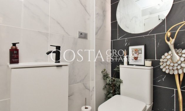 Resale - Villa -
Orihuela - Villamartin