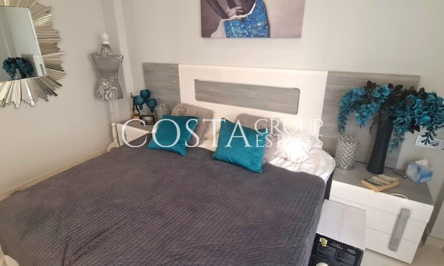 Resale - Villa -
Orihuela - Villamartin