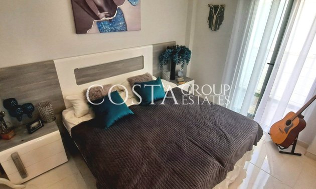 Resale - Villa -
Orihuela - Villamartin