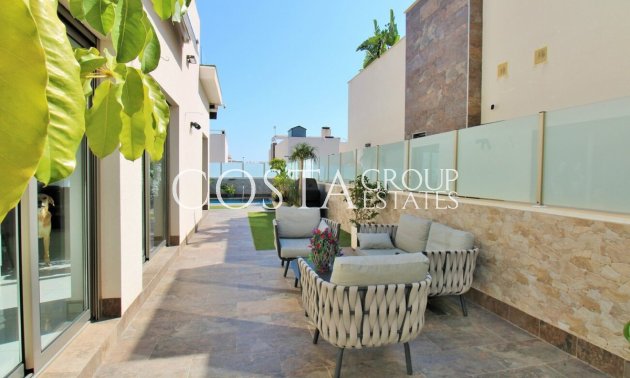 Resale - Villa -
Orihuela - Villamartin