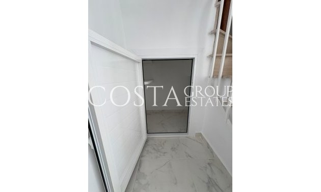 Resale - House -
Torrevieja - Torrevieja Centro