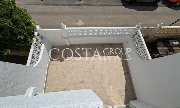 Resale - House -
Torrevieja - Torrevieja Centro