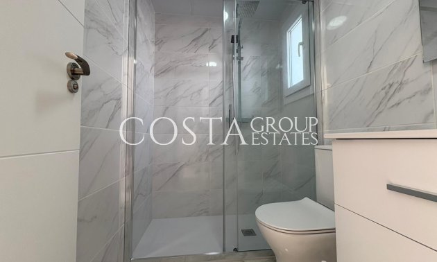 Resale - House -
Torrevieja - Torrevieja Centro