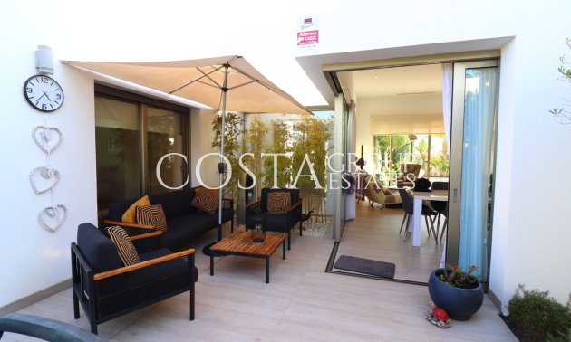 Odsprzedaż - Willa -
Benijofar