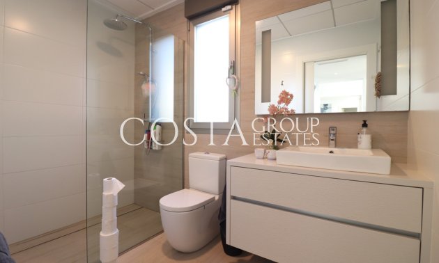 Odsprzedaż - Willa -
Benijofar