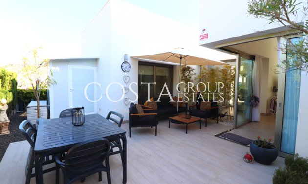 Odsprzedaż - Willa -
Benijofar