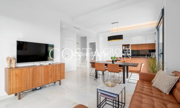 Resale - Villa -
Orihuela - Lomas de Cabo Roig