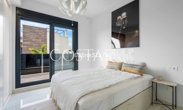 Resale - Villa -
Orihuela - Lomas de Cabo Roig