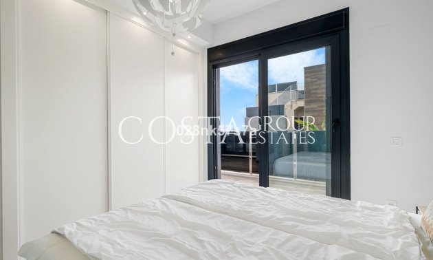 Resale - Villa -
Orihuela - Lomas de Cabo Roig