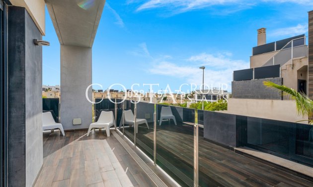 Resale - Villa -
Orihuela - Lomas de Cabo Roig