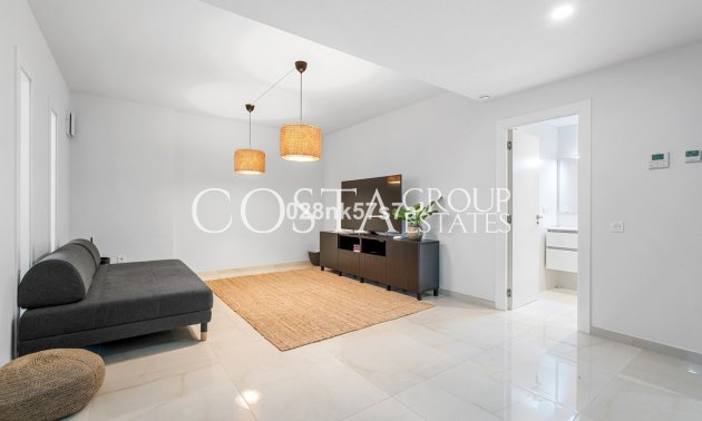 Resale - Villa -
Orihuela - Lomas de Cabo Roig