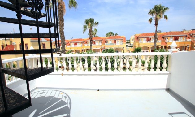 Resale - Villa -
Algorfa - Algorfa Centro