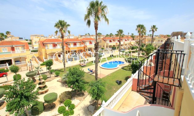 Resale - Villa -
Algorfa - Algorfa Centro