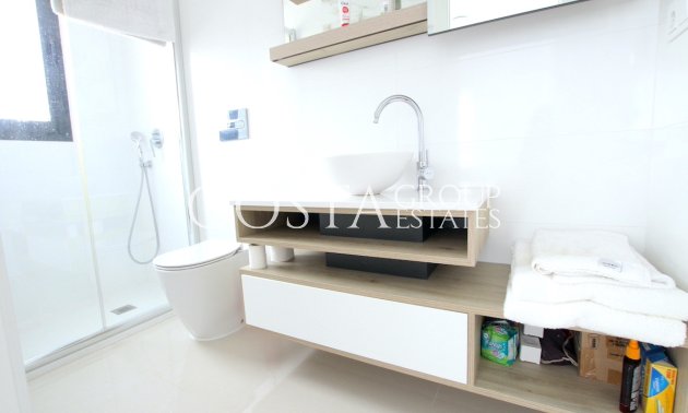 Resale - Villa -
Rojales - Ciudad Quesada