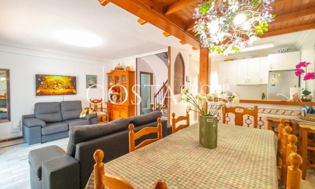 Resale - House -
Torrevieja - Cabo Cervera