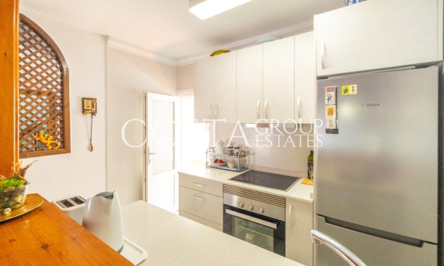 Resale - House -
Torrevieja - Cabo Cervera