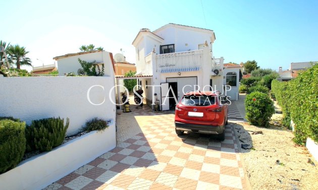 Resale - Villa -
Rojales - Ciudad Quesada