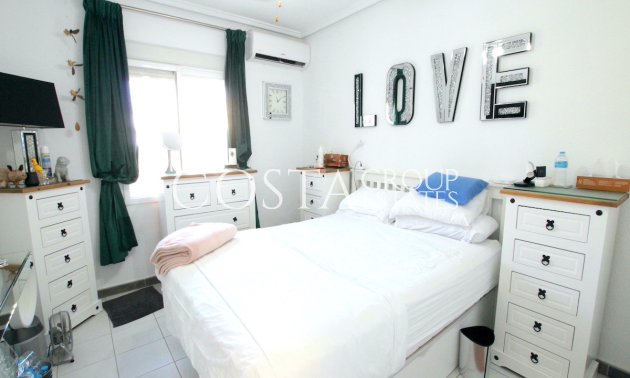 Resale - Villa -
Rojales - Ciudad Quesada