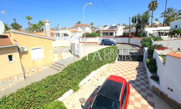Resale - Villa -
Rojales - Ciudad Quesada