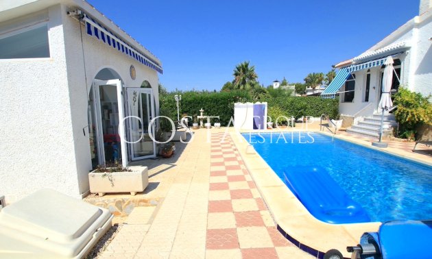 Resale - Villa -
Rojales - Ciudad Quesada