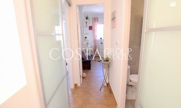 Resale - Villa -
Guardamar del Segura - Guardamar del Segura Centro