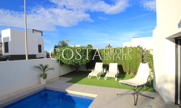 Resale - Villa -
Benijofar