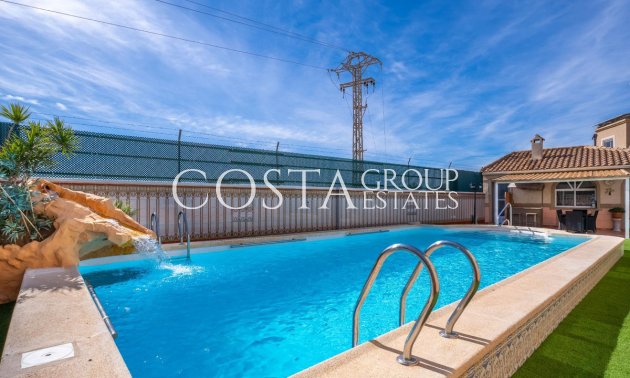 Resale - Villa -
Torrevieja - El Chaparral