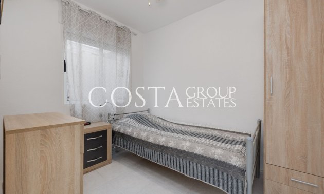 Resale - Apartments -
Orihuela - Orihuela Costa