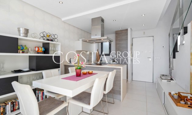 Resale - House -
Torrevieja - Torrevieja Centro