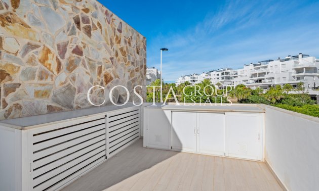 Resale - House -
Torrevieja - Torrevieja Centro