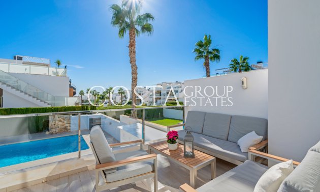 Resale - House -
Torrevieja - Torrevieja Centro