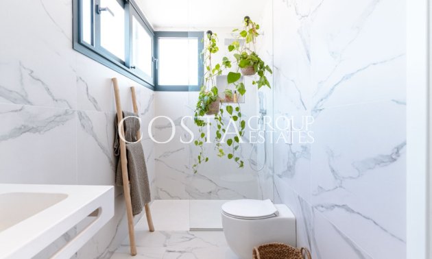 Resale - Villa -
San Miguel de Salinas - San Miguel de Salinas Centro