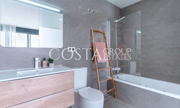 Resale - Villa -
San Miguel de Salinas - San Miguel de Salinas Centro