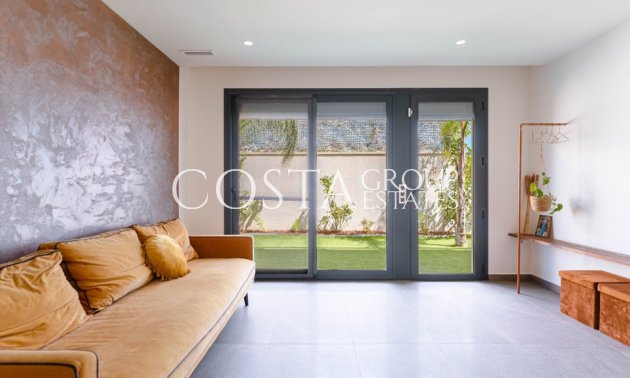 Resale - Villa -
San Miguel de Salinas - San Miguel de Salinas Centro