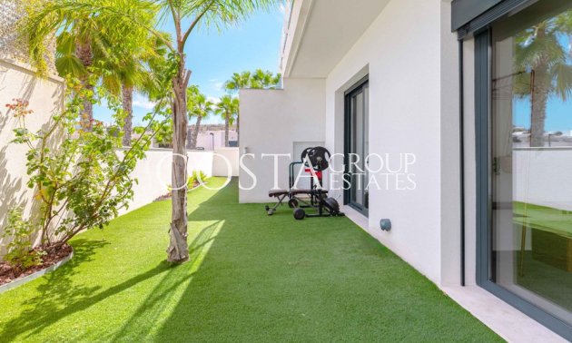 Resale - Villa -
San Miguel de Salinas - San Miguel de Salinas Centro