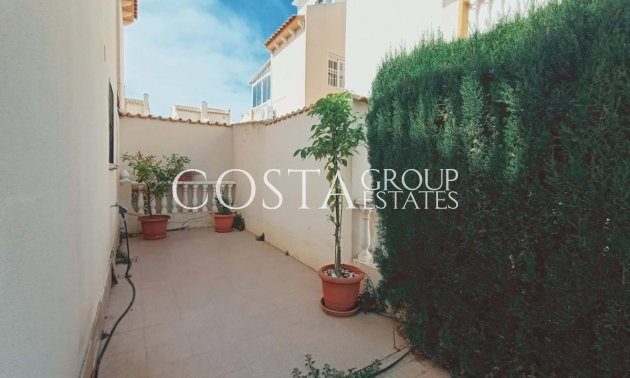 Resale - House -
Orihuela - Playa Flamenca