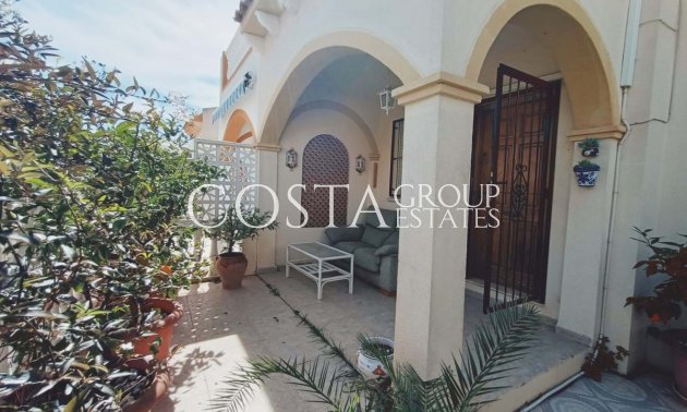Resale - House -
Orihuela - Playa Flamenca